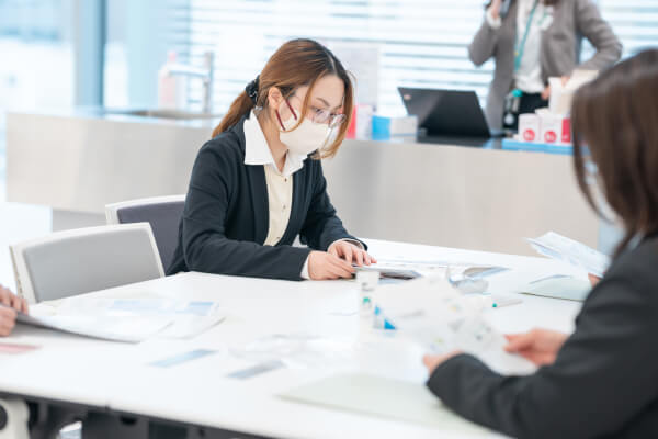 企業訪問の様子