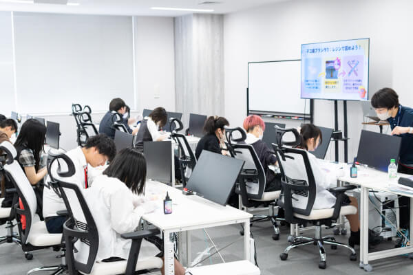 出張体験授業の様子
