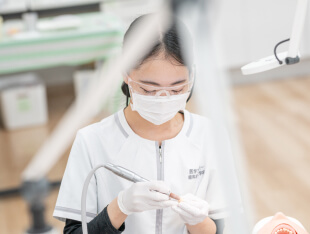 授業を受ける学生の写真